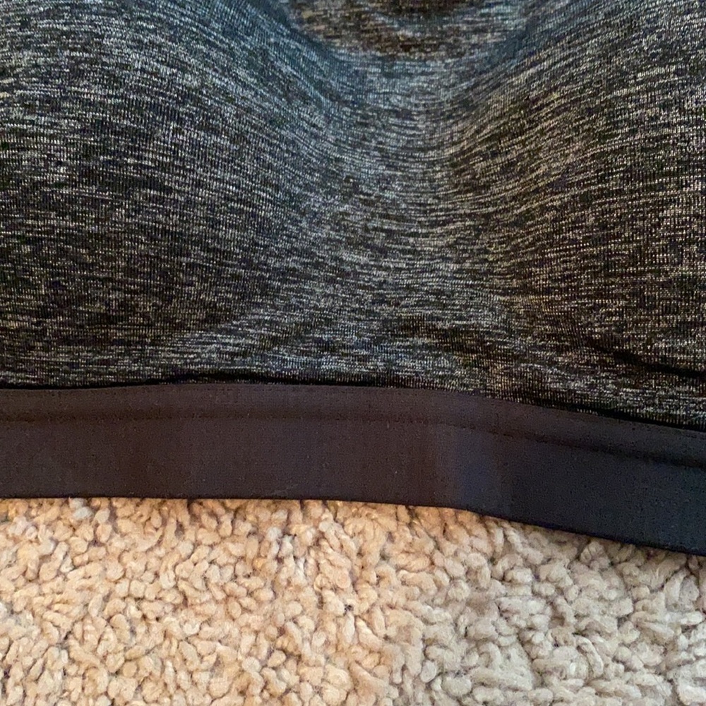 Victoria’s Secret Sports Bra - Picture 4 of 11